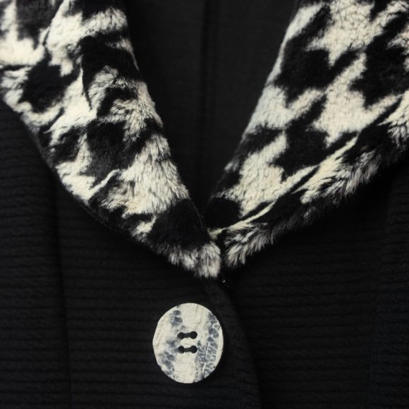 Elegant cuffed blazer - Picture 7 of 13